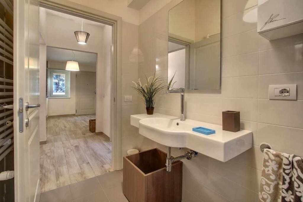 Faenza Elegant Apartment Флоренция Экстерьер фото
